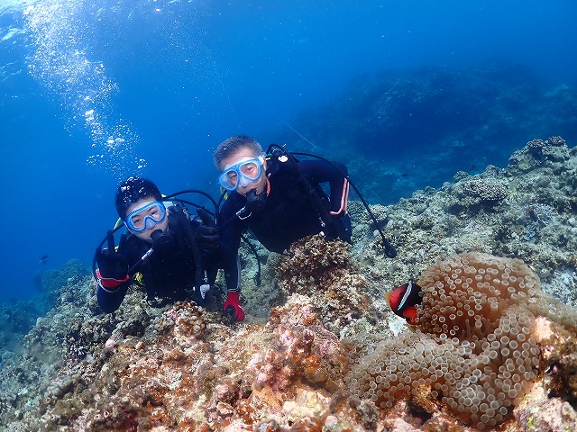 沖縄　ダイビング　慶良間　自社船