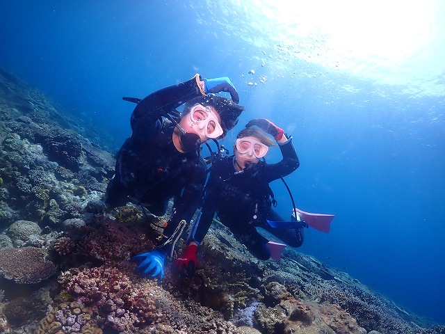 沖縄　ダイビング　慶良間　自社船