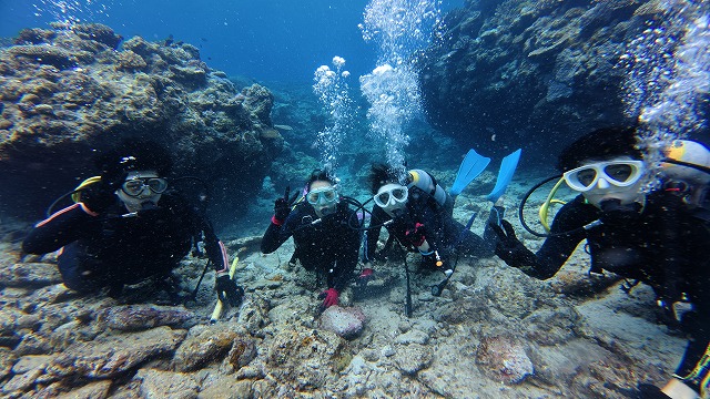 沖縄　ダイビング　慶良間　自社船