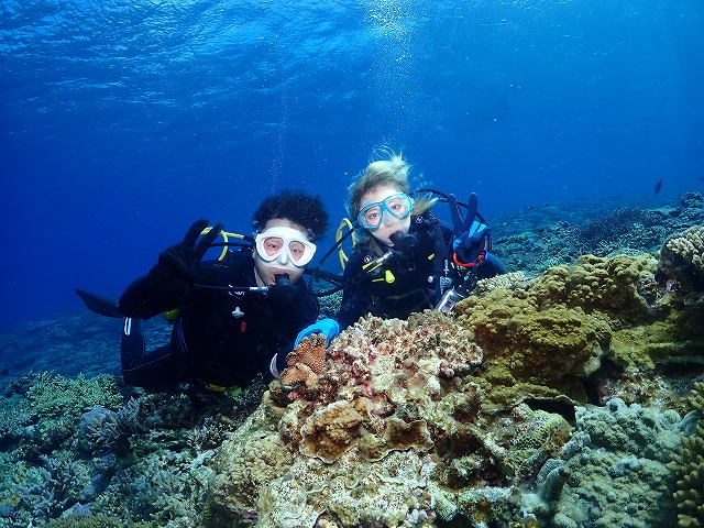 沖縄　ダイビング　慶良間　自社船