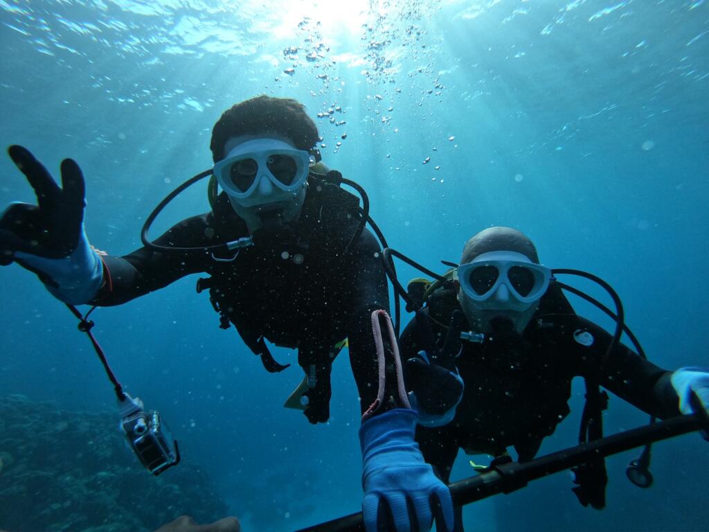 沖縄　ダイビング　慶良間　自社船