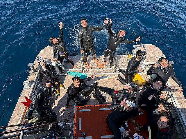 沖縄　ダイビング　ホエールスイム