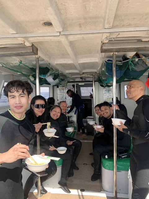 沖縄　ダイビング　ホエールスイム　自社船