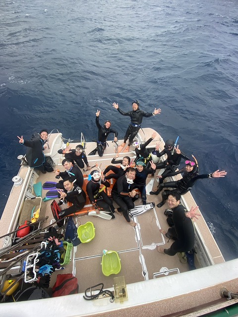 沖縄　ダイビング　ホエールスイム　自社船