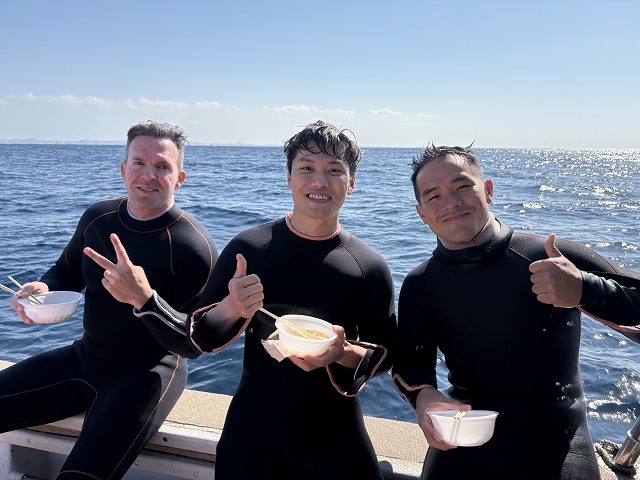 沖縄　ダイビング　ホエールスイム　自社船