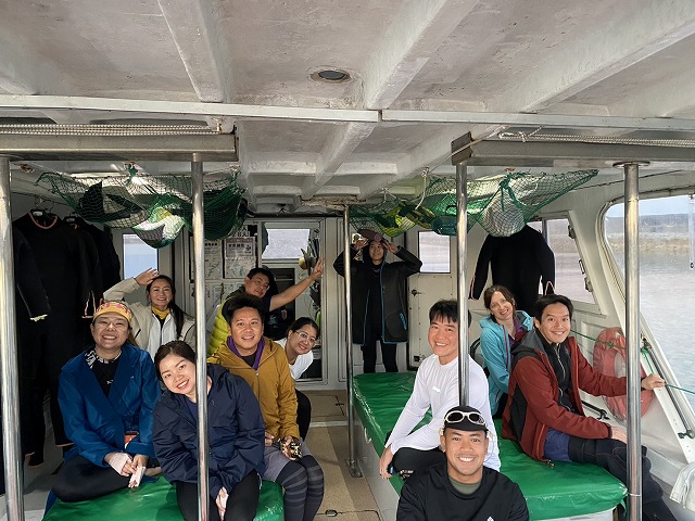 沖縄　ダイビング　ホエールスイム　自社船