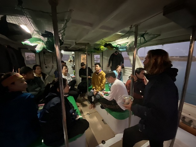 沖縄　ダイビング　ホエールスイム　自社船