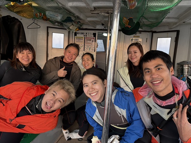 沖縄　ダイビング　ホエールスイム　自社船