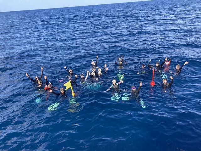 沖縄　ダイビング　ホエールスイム　自社船