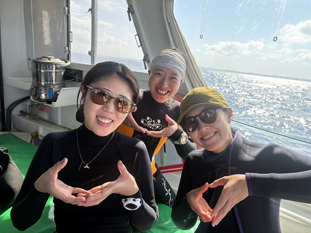 沖縄　ダイビング　ホエールスイム　自社船
