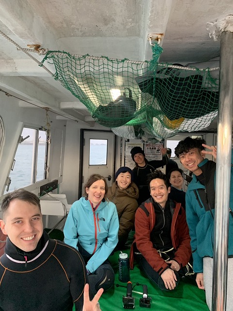 沖縄　ダイビング　ホエールスイム　自社船