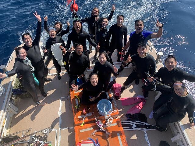 沖縄　ダイビング　ホエールスイム　自社船