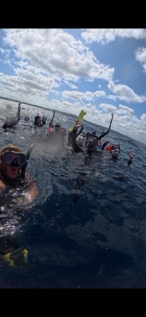 沖縄　ダイビング　ホエールスイム　自社船