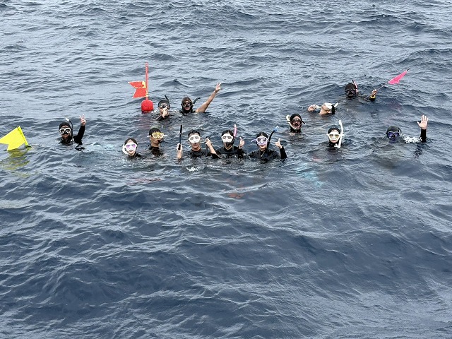 沖縄　ダイビング　ホエールスイム　自社船