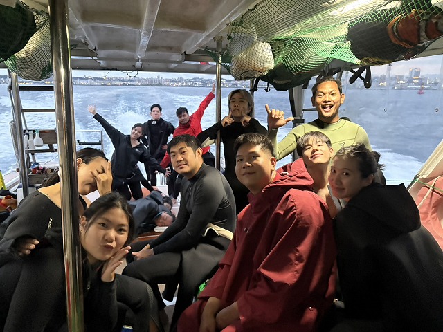 沖縄　ダイビング　ホエールスイム　自社船