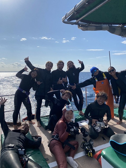 沖縄　ダイビング　ホエールスイム　自社船