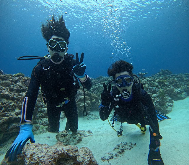 沖縄　ダイビング　慶良間　自社船