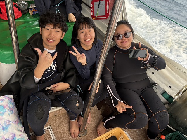沖縄　ダイビング　ホエールスイム　自社船