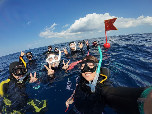 沖縄　ダイビング　ホエールスイム　自社船